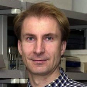 Lari Häkkinen, DDS, PhD